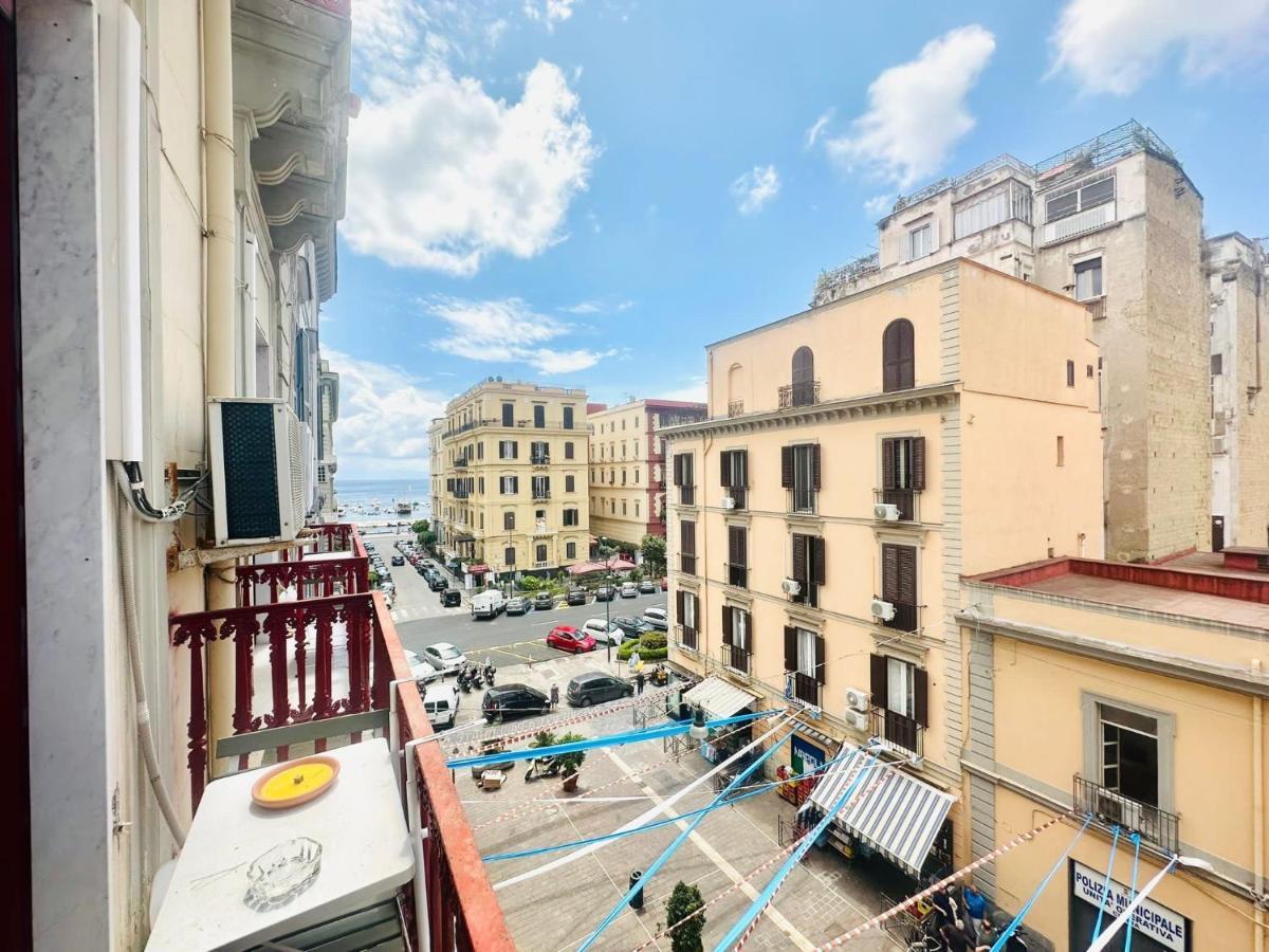 Bed and Breakfast Family Relax Caracciolo Napoli Esterno foto