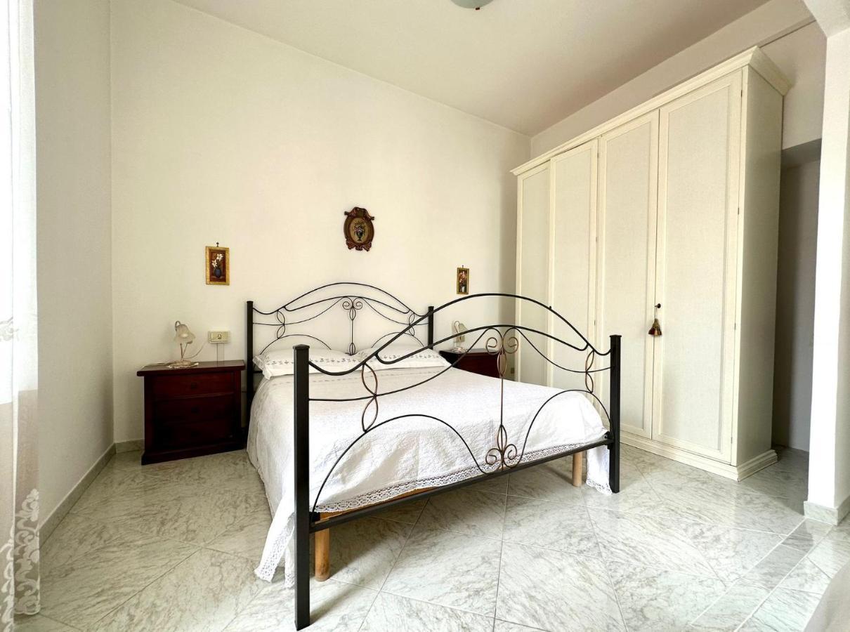 Bed and Breakfast Family Relax Caracciolo Napoli Esterno foto